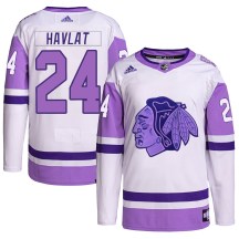 Chicago Blackhawks Youth Martin Havlat Adidas Authentic White/Purple Hockey Fights Cancer Primegreen Jersey