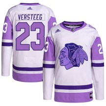 Chicago Blackhawks Youth Kris Versteeg Adidas Authentic White/Purple Hockey Fights Cancer Primegreen Jersey